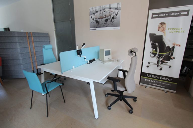 Фурнит ООД ДОСТАВЯМЕ УДОБСТВО! София 05